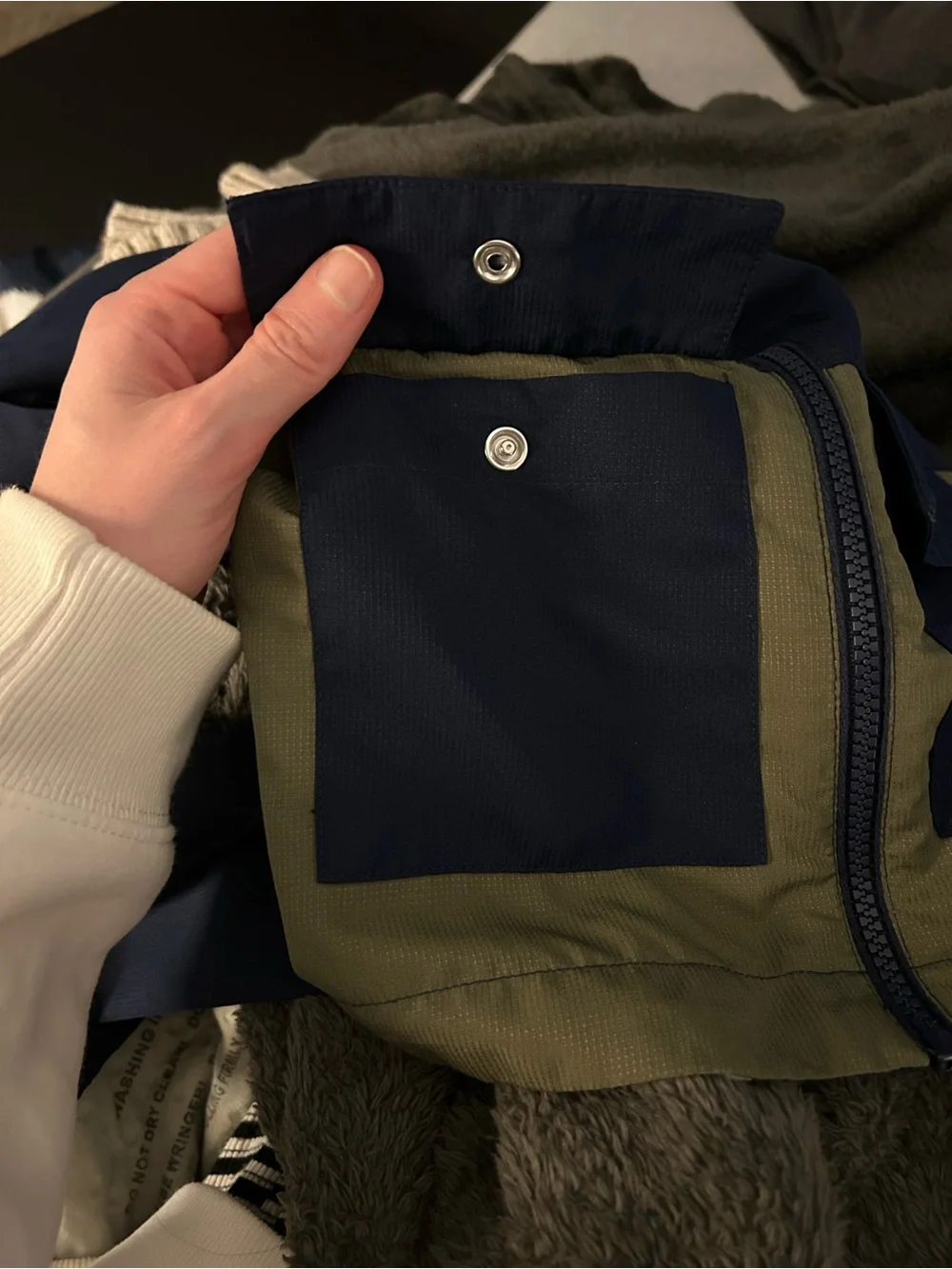 ☔️TOMMY BAHAMA Navy Kids' Hooded Weatherproof Rain Jacket - 4T (4 years old)